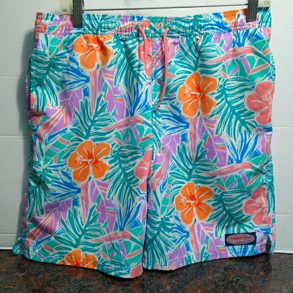 Vineyard Vines Pool Short with Liner...Size XL
